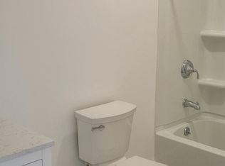 32 Center Hill Rd #2, Manchester Center, VT 05255