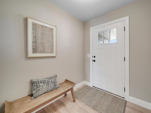 4th image of 23403 Ambassador Blvd NW