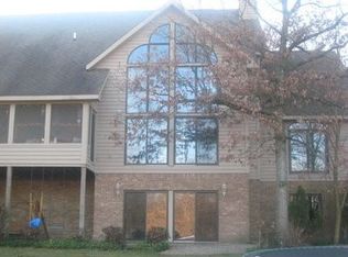 6736 S Whispering Woods Dr, Demotte, IN 46310
