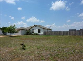 113 Round Up Dr, Liberty Hill, TX 78642