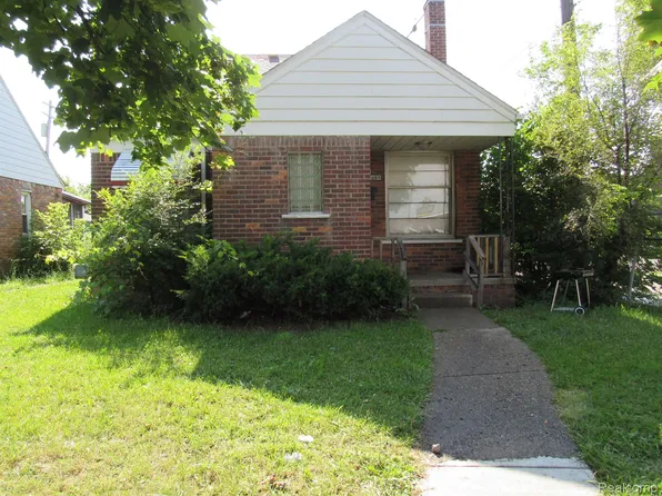 16889 Saint Marys St, Detroit, MI 48235