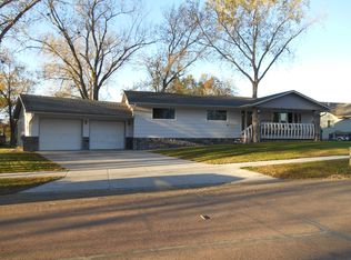 304 E Jefferson, Elk Point, SD 57025
