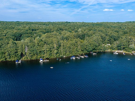 4th image of 9 Lakeside Drive