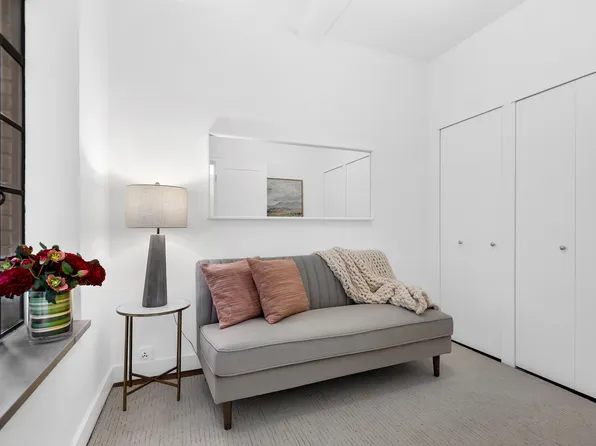 320 Central Park West image 11 of 15