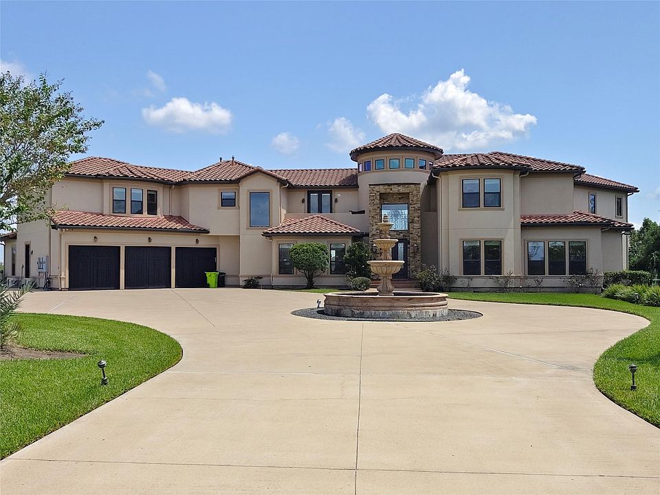 1st image of 5938 Carolina Cove Dr