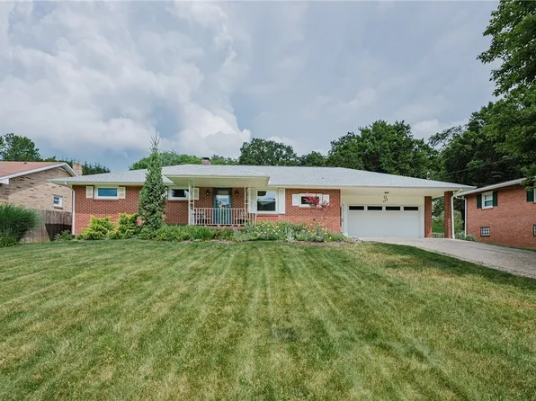 555 N 9th St, Indiana, PA 15701