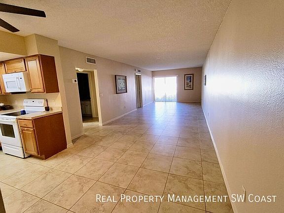 4th image of 12471 McGregor Blvd Unit 1-10