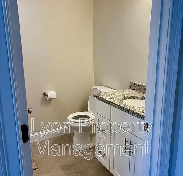 25 Johnson St #A — Photo 20