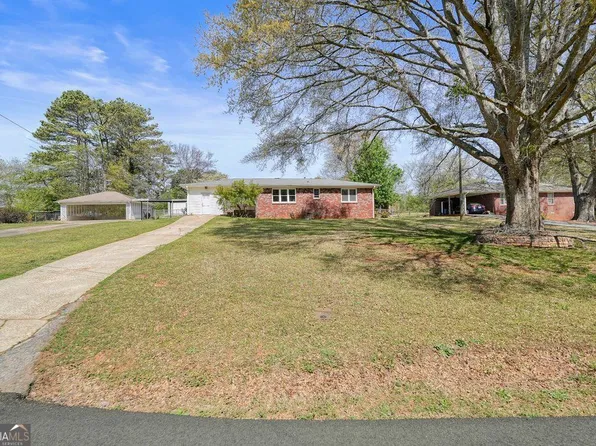 108 Debbie Ln, Dallas, GA 30132