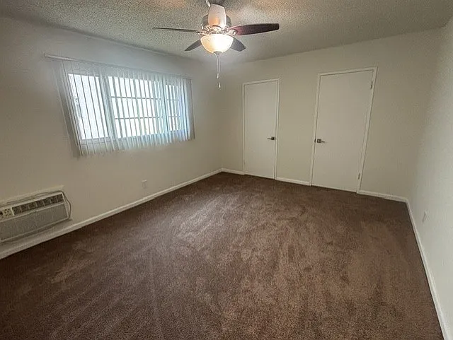Boulevard Apts — Photo 9