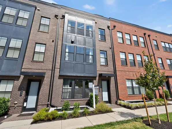 5915 Stonehenge Pl, North Bethesda, MD 20852