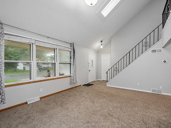 4th image of 9631 13th Ave S