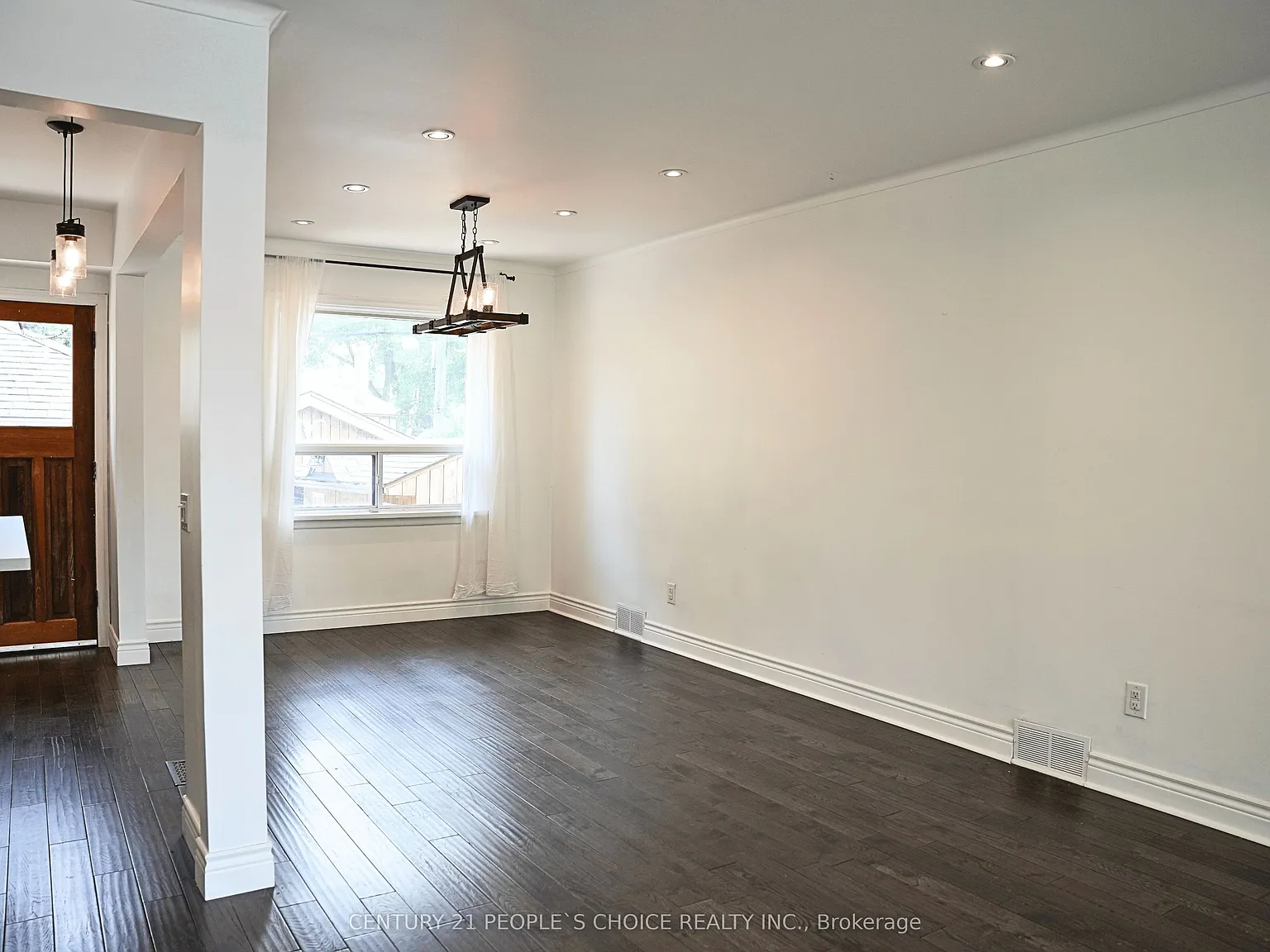 4 bed, $4,000 — Photo 3