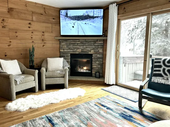 3 Loggers Run, Slatyfork, WV 26291