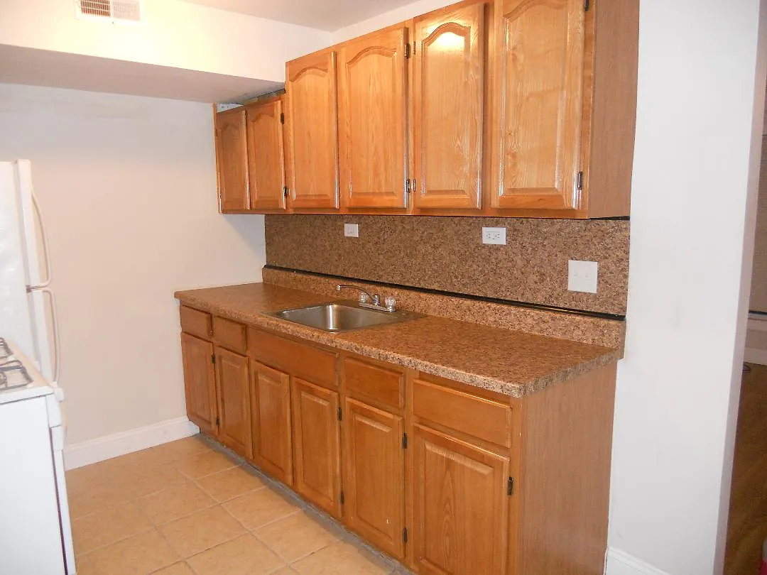 1 bed, $750 — Photo 3