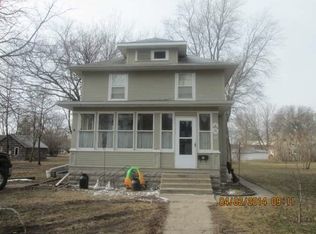 67 Morgan St, Tracy, MN 56175