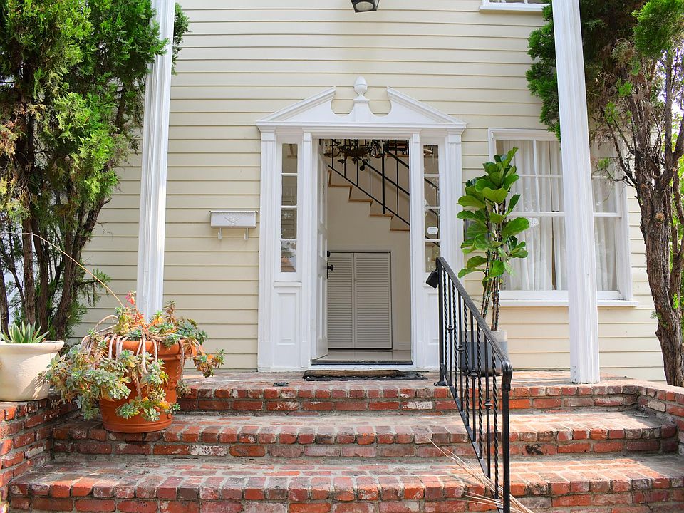1st image of 1119 22nd St #A