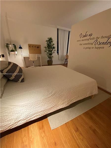 1st image of 1200 West Ave APT 1212