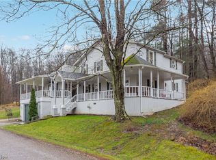 48925 Carman Rd, Hopedale, OH 43976