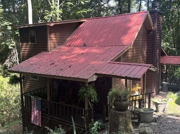 7449 Cassie Ln, Hiawassee, GA 30546