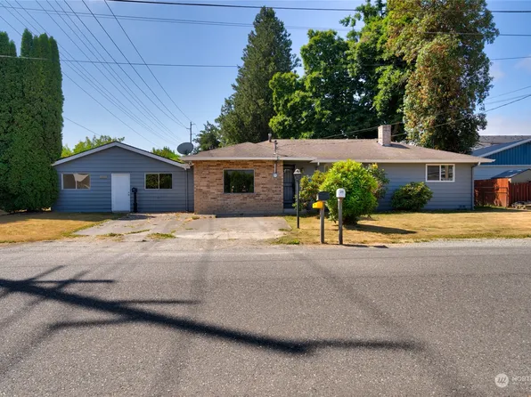 212 Kay Avenue, Burlington, WA 98233