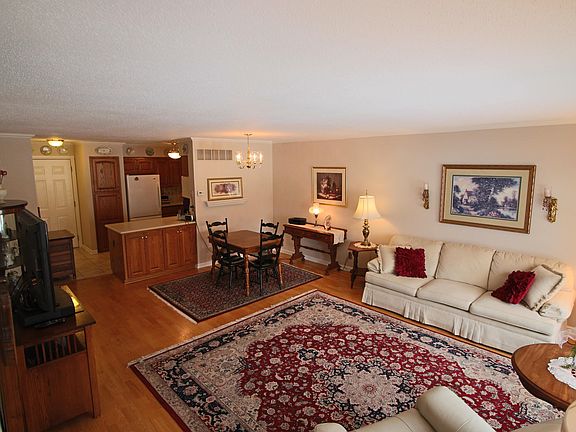 3rd image of 10153 W Whitnall Edge Dr