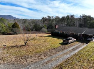 1159 Corner Rd, Pinnacle, NC 27043