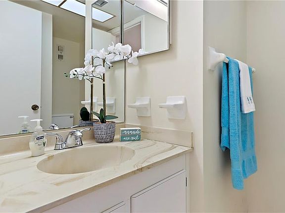 5th image of 4908 38th Way S APT 403