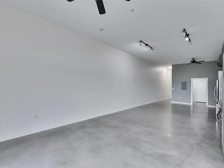 2235 E 6th St #406 — Photo 16
