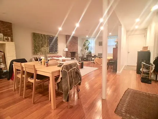 Rented by Citi Habitats | media 12