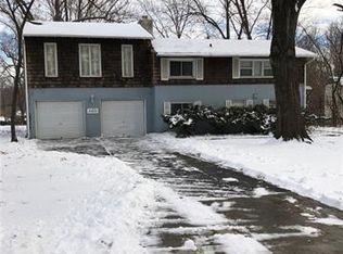 5313 Lowell St, Overland Park, KS 66202