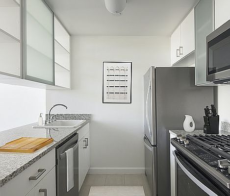 1st image of 500 W 56th St APT 603