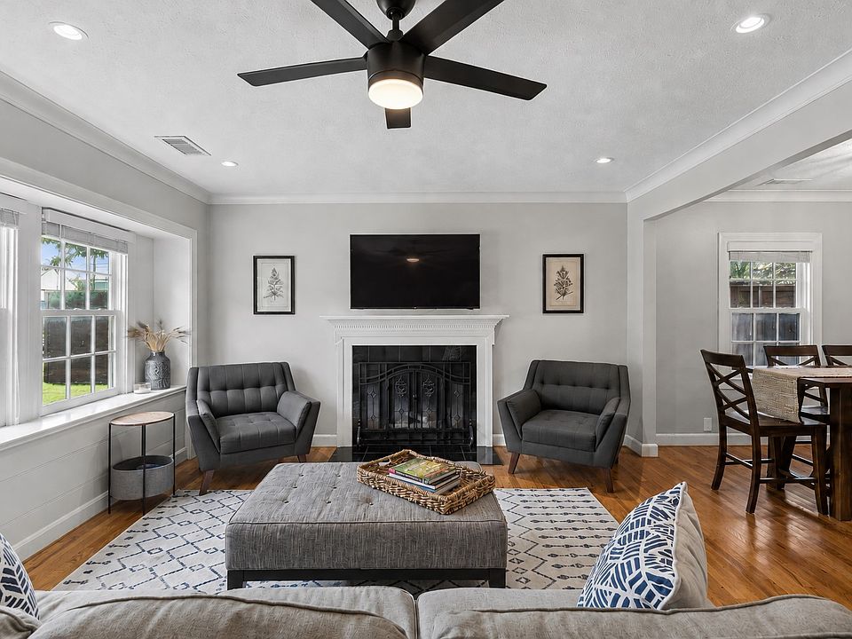 1st image of 5426 Stoneleigh Ave
