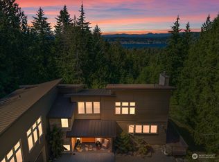 975 Lakeview St, Bellingham, WA