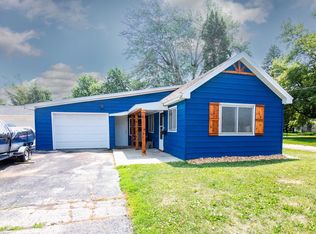 404 Mill St, Fox Lake, WI 53933