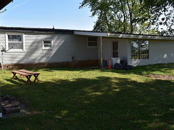 4th image of 5572 N County Road 300 E