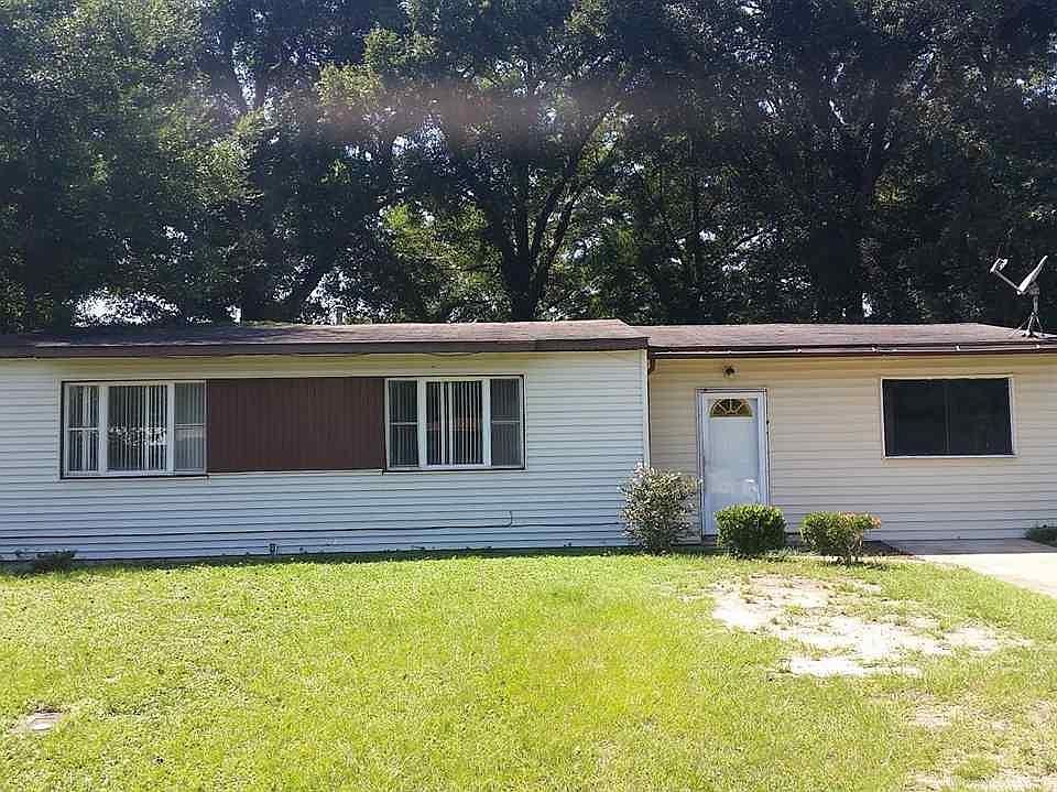 1st image of 5549 Mayfair Dr