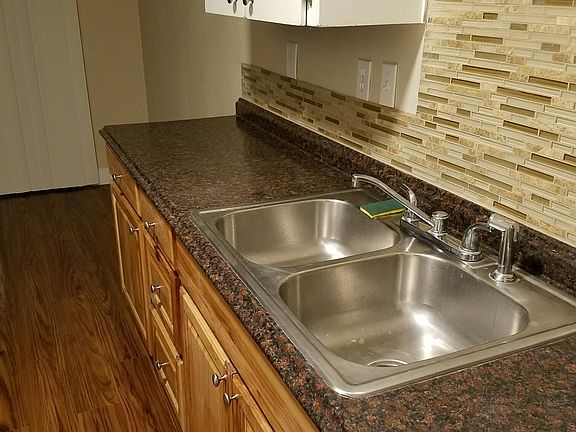 4th image of 1120 SE Baseline St APT 3