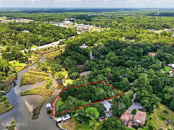 3rd image of 14008 Bay Sweep Cir