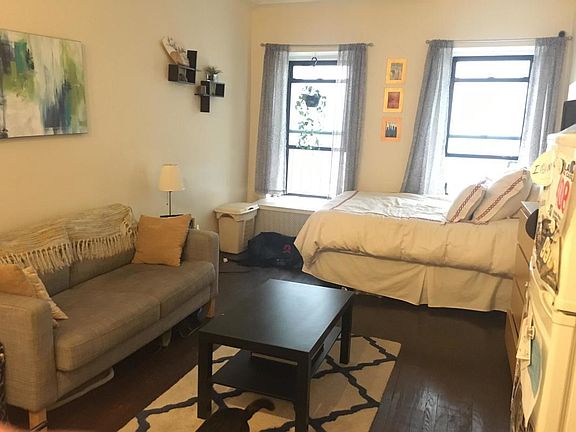 4th image of 324 E 48th St APT 4