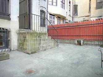 Rented by Balass Ralph, LREB