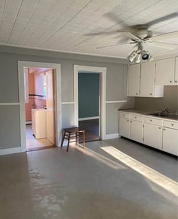 4th image of 61 Berwick Rd #101