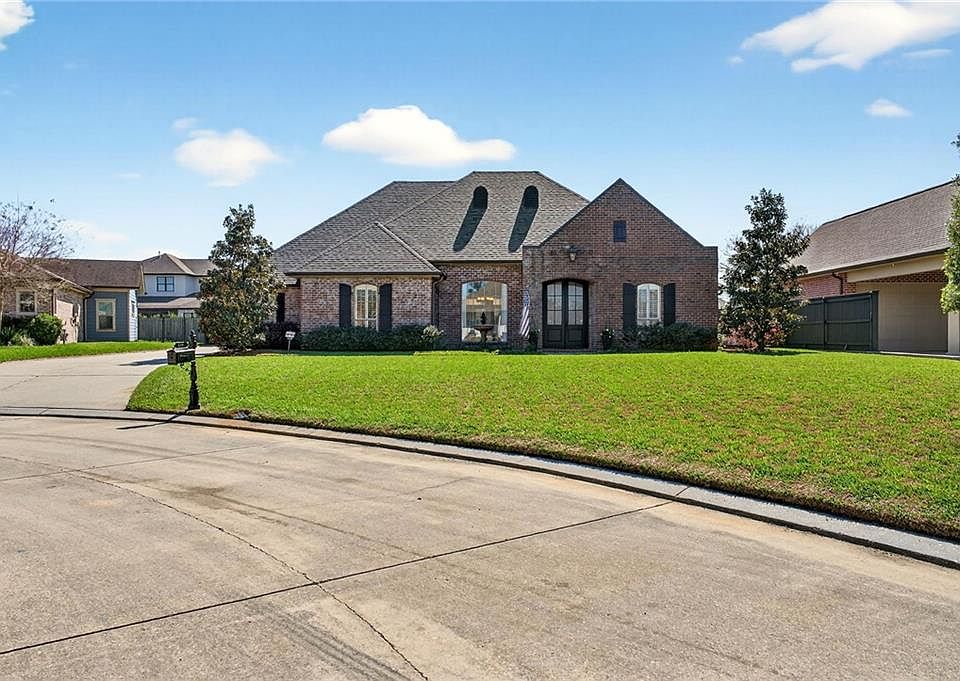 1st image of 116 Jasmine Ct