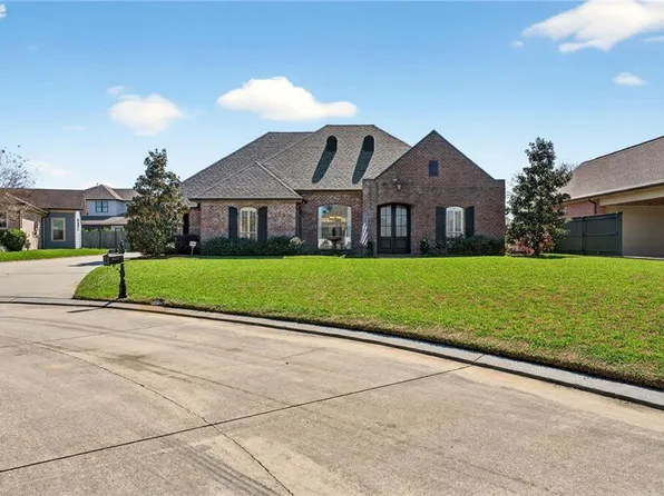 116 Jasmine Ct, Belle Chasse, LA 70037