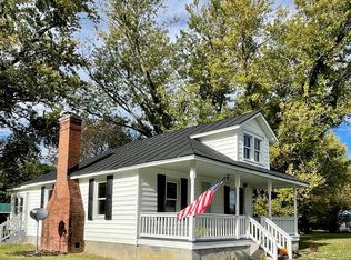 55 Lake Rd, Lottsburg, VA 22511