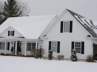 385 Haviland Rd, Queensbury, NY 12804