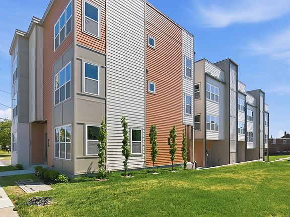 4th image of 626 40th Ave N
