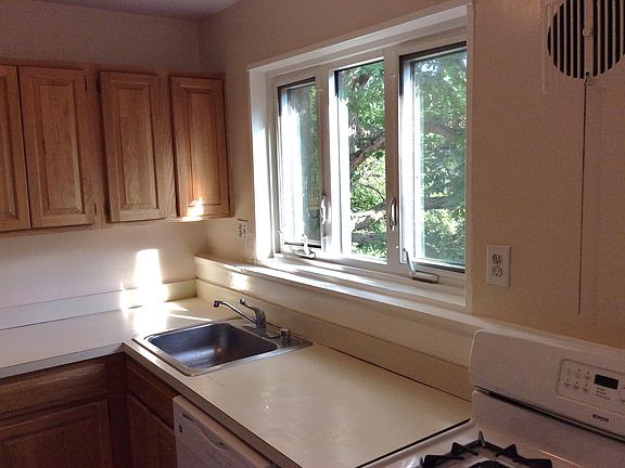 Sunny Kitchen