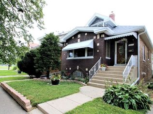 7940 W Sunset Dr, Elmwood Park, IL 60707