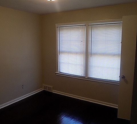 2nd image of 20316 Scottsdale Blvd